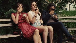 Begin Again, Greta, Violet and Dan eating ice cream