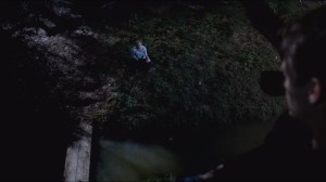 Fire in the Hole- Sookie as bait, Bill in a tree