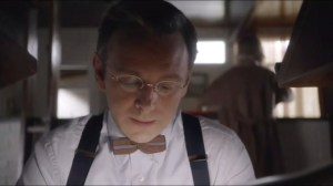 Parallax- Bill buries himself in work while Libby heads to brunch