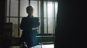 What the Little Bird Told Him- Commissioner Loeb gives Gordon and Bullock 24 hours to find Gruber