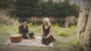 Snafu- Flashback, Private Ovechkin plays chess with his mother