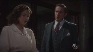 Snafu- Peggy packs her things