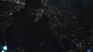 The Scarecrow- Bruce makes a splint for his ankle