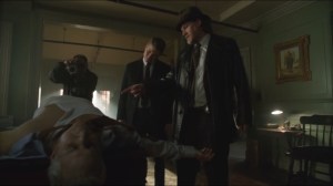 The Scarecrow- Bullock and Gordon investigate crime scene at Marx's home