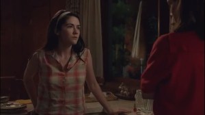 Parliament of Owls- Older Tessa, played by Isabelle Fuhrman