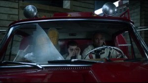 Knock, Knock- Maniax spy a yellow bus