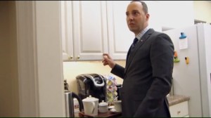 Kissing Your Sister- Gary is asked about the economic crisis