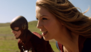 supergirl-and-flash-race