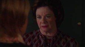 in-to-me-you-see-helens-mother-talks-with-betty