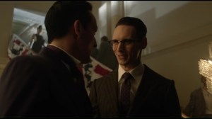 new-day-rising-nygma-wants-penguin-to-run-an-honest-race