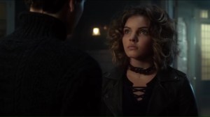 red-queen-selina-finds-her-relationship-with-bruce-weird