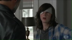 service-carl-threatens-negan