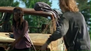 service-michonne-prepares-to-kill-a-walker