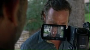 service-negan-turns-the-camera-on-rick
