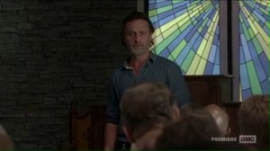 service-rick-tells-the-community-that-negan-is-in-charge