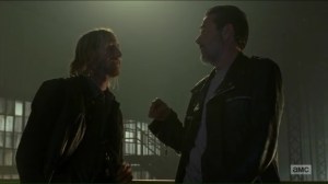 the-cell-dwight-and-negan-discuss-daryl
