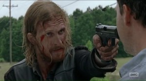 the-cell-dwight-reminds-gordon-that-everything-belongs-to-negan-or-will-soon