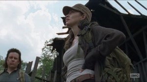 sing-me-a-song-rosita-attempts-to-apologize-to-eugene