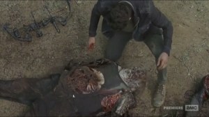 sing-me-a-song-spencer-pickpockets-a-walker