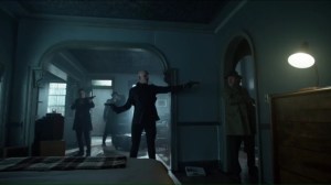 ghosts-carmine-tells-zsasz-that-the-hit-on-gordon-is-off