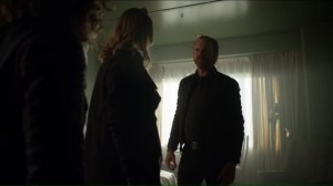 ghosts-maria-and-selina-speak-with-cole-clemons-played-by-p-j-marshall