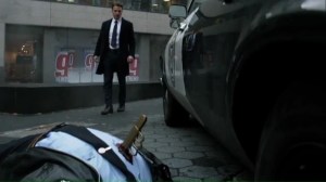 smile-like-you-mean-it-jim-and-harvey-find-the-dead-officer