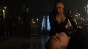 No Man's Land- Tabitha watches as Butch dies- Gotham Fox DC