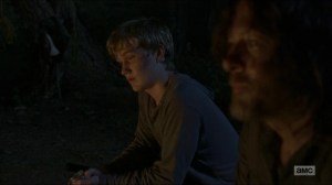 Stradivarius- Henry thanks Daryl for helping him- The Walking Dead, AMC