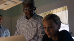 Kiss Tomorrow Goodbye- Elisa shows Wayne some crime blogs- HBO, True Detective