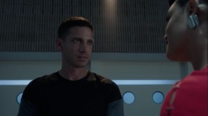 meMento- Max, played by James Carpinello, talks with Reeva Payge- Fox, X-Men, The Gifted