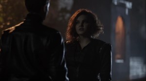 Penguin, Our Hero- Selina asks Bruce whose side he's on- Fox, Gotham, DC