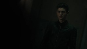 Trespassers- Bruce tells Ivy that he has a friend in need- Fox, Gotham, DC