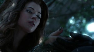 Trespassers- Ivy digs up the seed- Fox, Gotham, DC