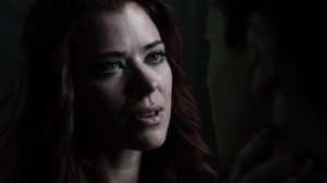 Trespassers- Ivy learns that Selina is the one in danger- Fox, Gotham, DC