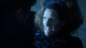 Trespassers- Mother talks with Jim and Harvey- Fox, Gotham, DC