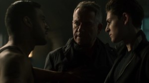 13 Stitches- Alfred and Bruce speak with Delta Force member- Fox, Gotham