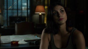 13 Stitches- Leslie learns that Barbara is pregnant- Fox, Gotham