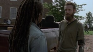 Adaptation- Aaron agrees with Michonne- AMC, The Walking Dead