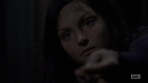 Omega- Lydia offers a worm to Henry- AMC, The Walking Dead