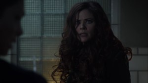 The Trial of Jim Gordon- Ivy faces off with Leslie- Fox, Gotham