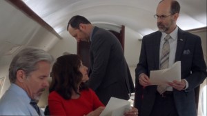 Iowa- Leon gives out copies of Selina's speech- HBO, Veep