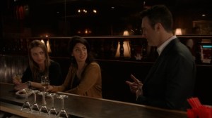 Super Tuesday- Dan recognizes one of the women at the bar- Veep, HBO