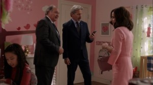 Super Tuesday- Mike's daughter translates Selina's Mandarin letter- Veep, HBO