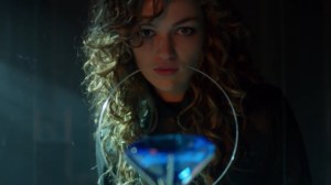 The Beginning- Selina Kyle, now played by Lili Simmons, about to steal a diamond- Gotham, Fox