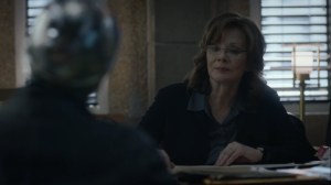 Little Fear of Lightning- Laurie calls Wade 'Mirror Guy'- HBO, Watchmen