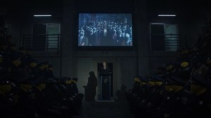 Little Fear of Lightning- Laurie holds briefing with the officers on Seventh Kavalry investigation- HBO, Watchmen