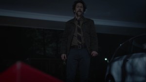 Little Fear of Lightning- Wade's new alarm device arrives- HBO, Watchmen