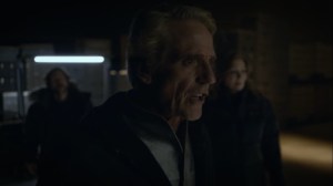 See How They Fly- Adrian has a ship for Laurie and Wade to use- HBO, Watchmen