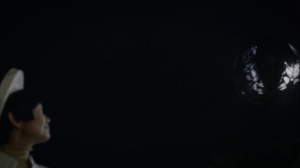 See How They Fly- Trieu's vessel arrives- HBO, Watchmen