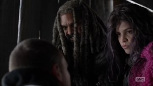 Splinter- Ezekiel threatens to hurt the Commonwealth soldier- AMC, The Walking Dead